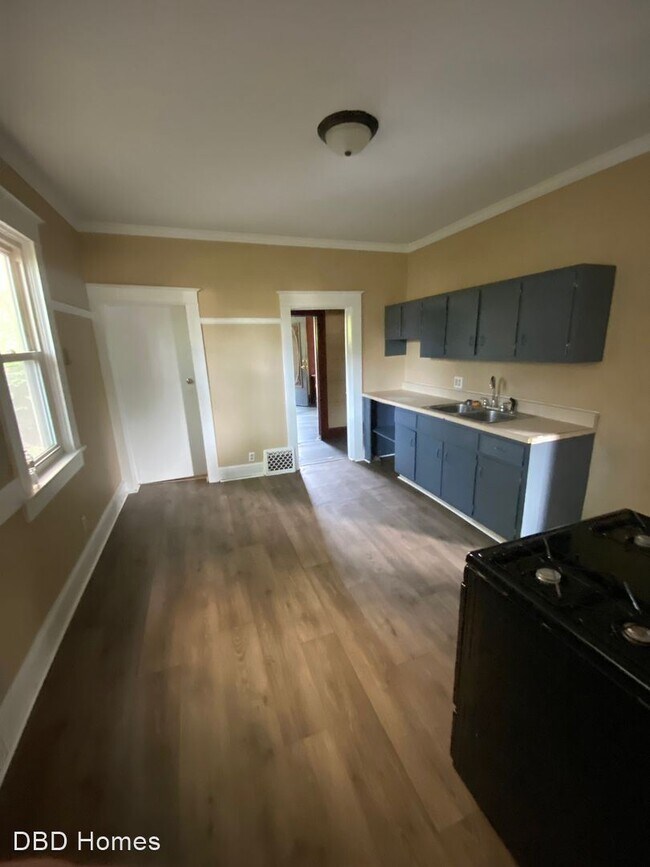 Foto del edificio - 3 br, 1.5 bath House - 435 W Wildwood