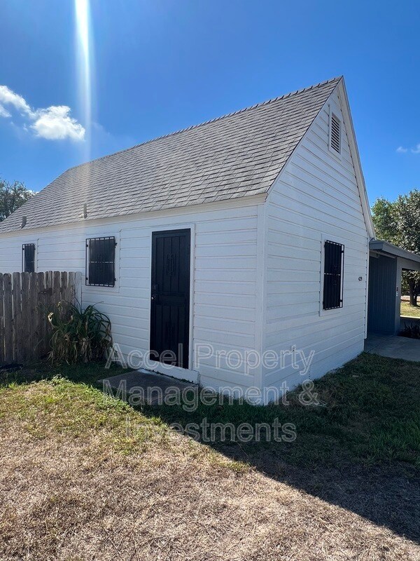 429 S Aster St, Pharr, TX 78577 Condo for Rent in Pharr, TX