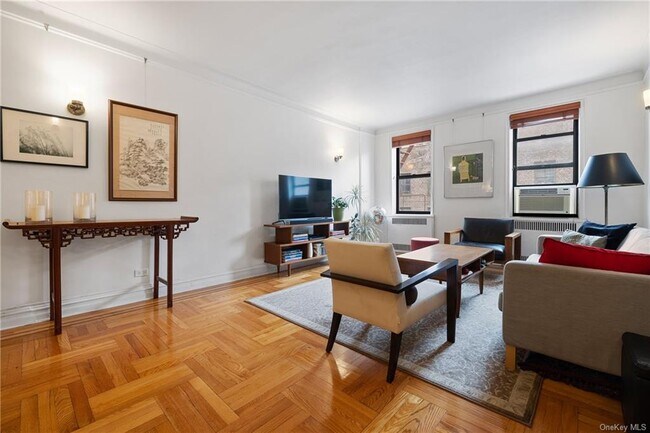Building Photo - 860 Grand Concourse