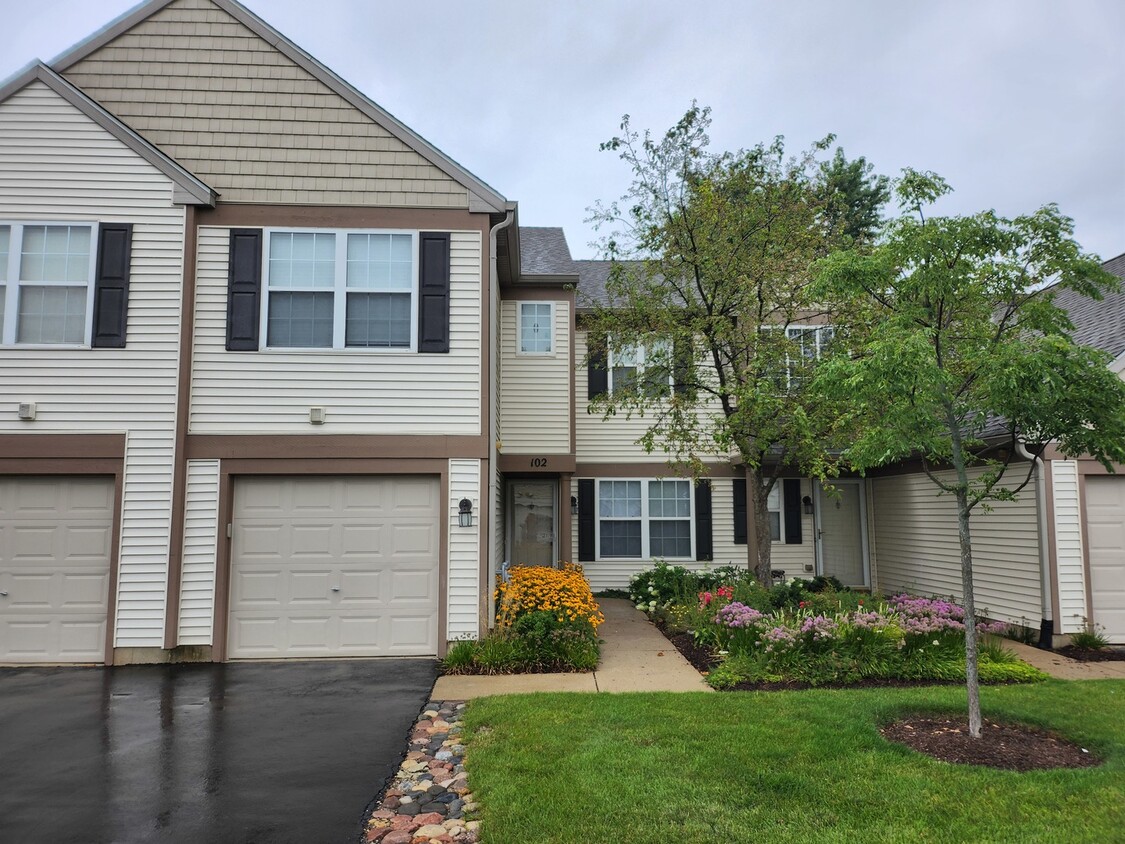 Foto principal - 2435 SHEEHAN Dr