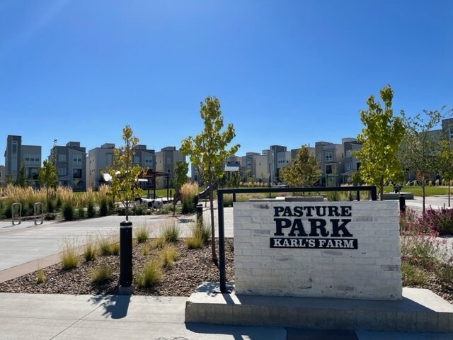 neighborhood and park - 12233 Race St