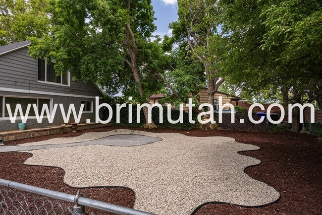 Foto del edificio - 3738 S 700 E