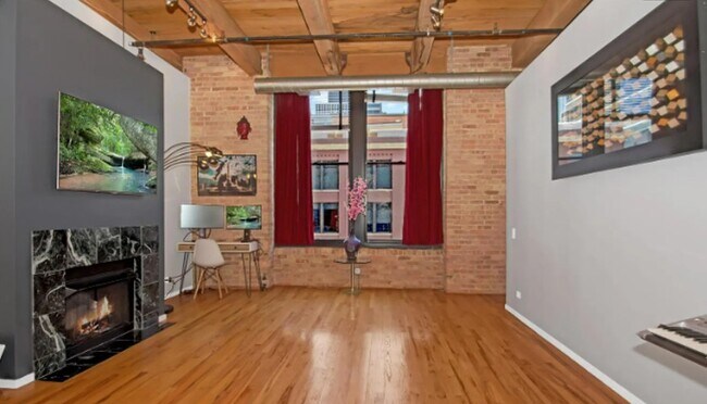 Foto del edificio - 728 W Jackson Blvd