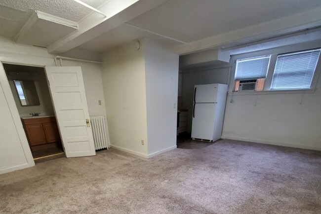 Building Photo - 1801 7th Ave