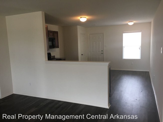 Building Photo - 4 br, 2 bath House - 3701 Churchill Dr.