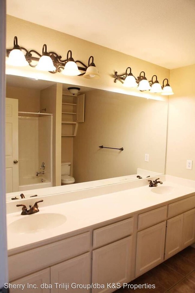 Building Photo - 4 br, 4 bath House - 2416 S 2nd Street