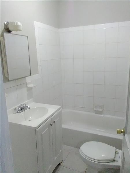 Foto del edificio - 412 E Walnut Ln