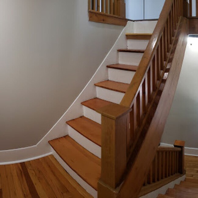 Foto del edificio - AVAILABLE NOW! Fully Renovated 3BR Home with New Appliances