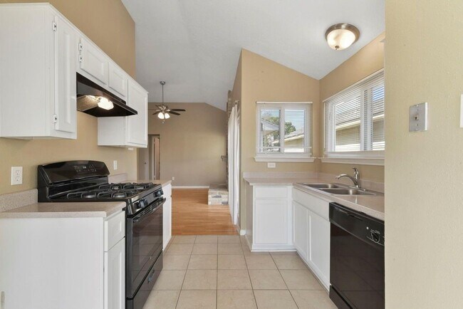 Building Photo - 11922 Westwold Dr