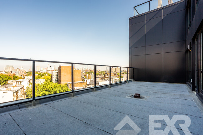 Foto del edificio - 523 Franklin Ave