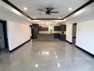 Building Photo - Just like New 3/2 - Custom Quality Constru...