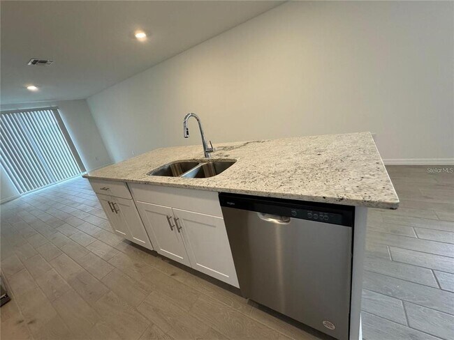 Building Photo - 4423 Rapallo Ave