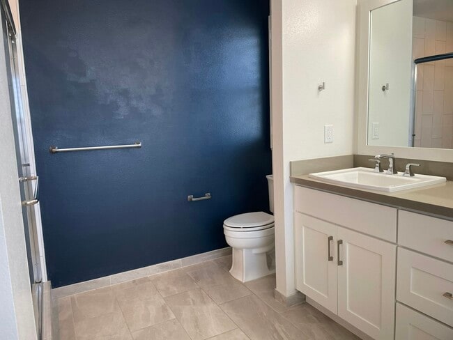 Foto del edificio - 912 Lundy Ln