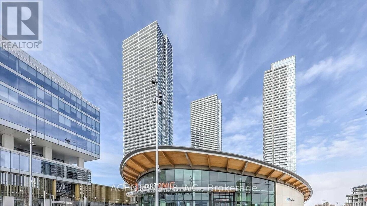 Photo principale - 5 Buttermill Ave.