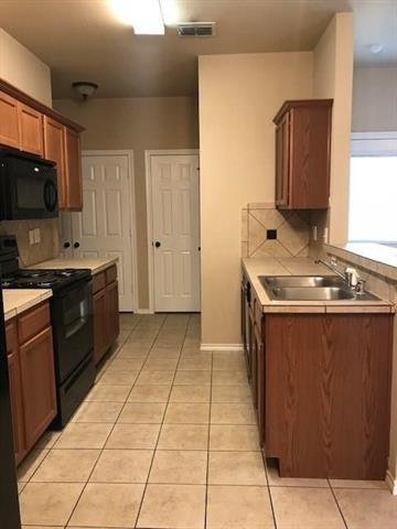 Building Photo - 1303 Piedmont Dr