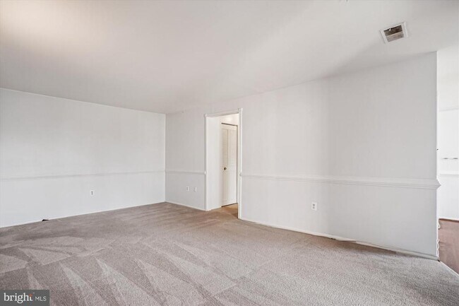 Foto del edificio - 3356 Woodburn Rd