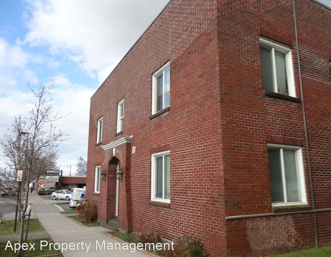 Primary Photo - 601 E Holly St