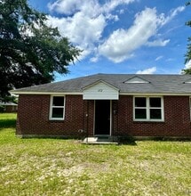 Building Photo - 652 Miller Rd