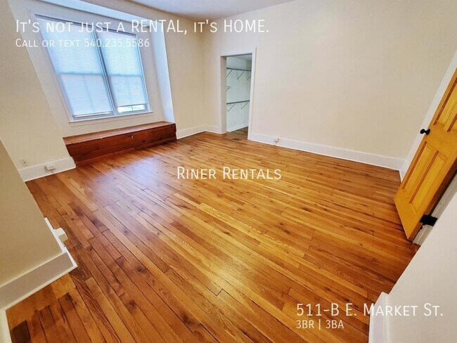 Foto del edificio - This upstairs rental you have to see to be...