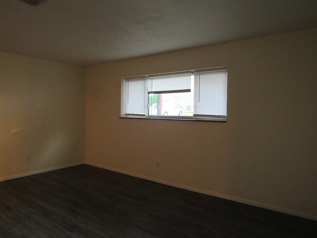 Foto del edificio - 310 30th Avenue Ct