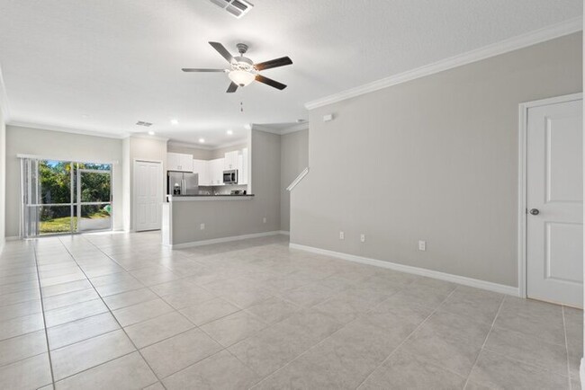 Foto del edificio - Like New Townhome For Rent in Willow Square