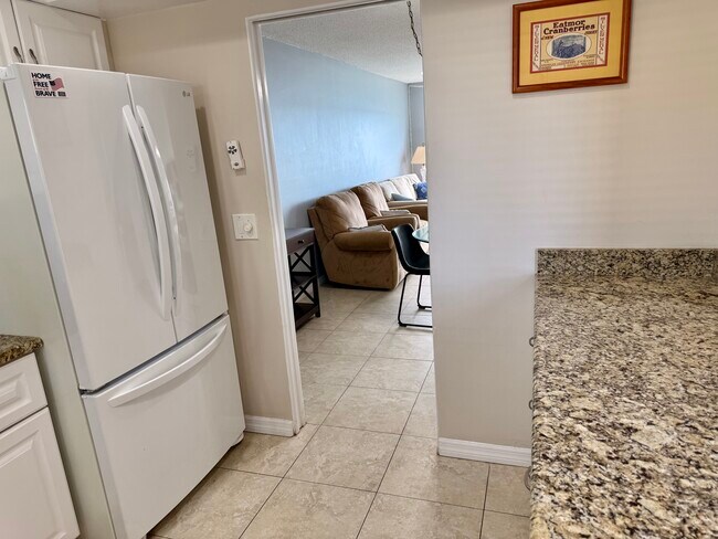 Foto del edificio - 4775 Cove Cir