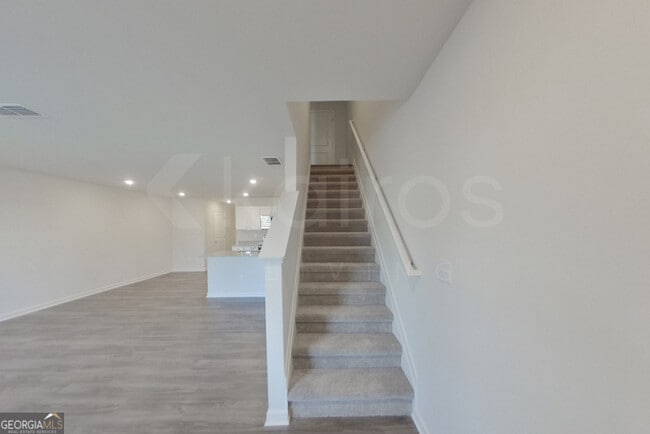 Building Photo - 524 Ivy Brook Way