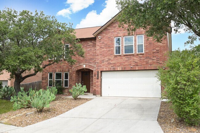 Foto del edificio - Beautiful 4/3.5 Home Available for Immedia...