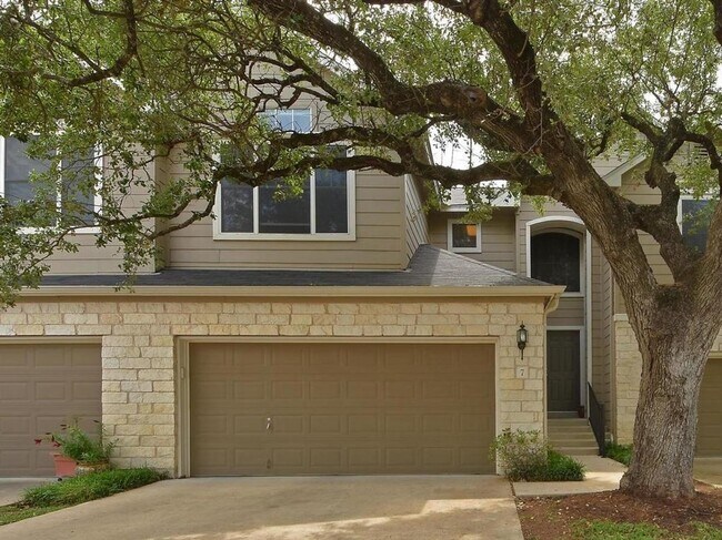 Foto del edificio - 4501 Whispering Valley Dr