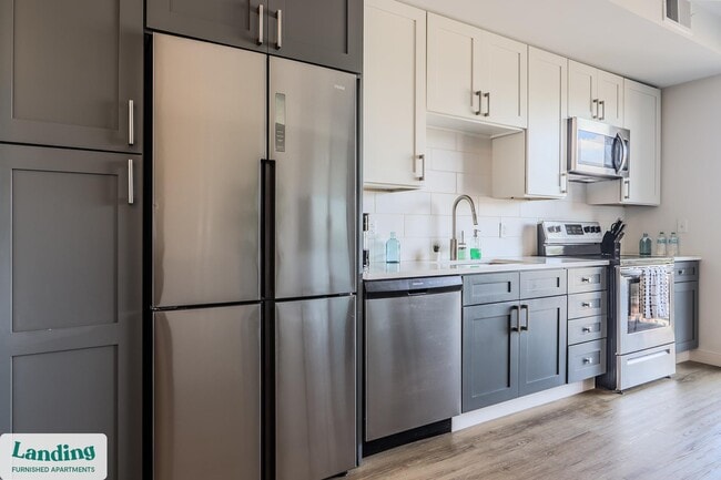 Foto del edificio - 210 E Green St