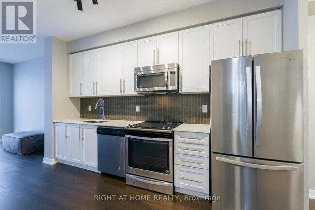 Building Photo - 4011 Brickstone Mews