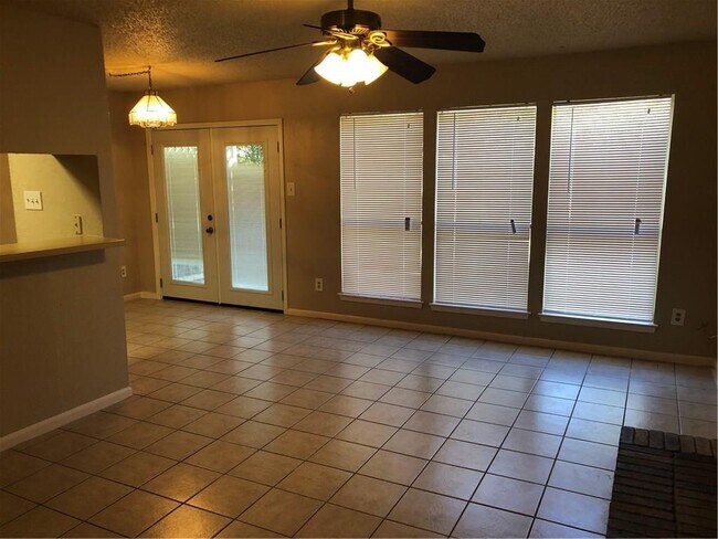 Foto del edificio - 13359 Water Oak Ln