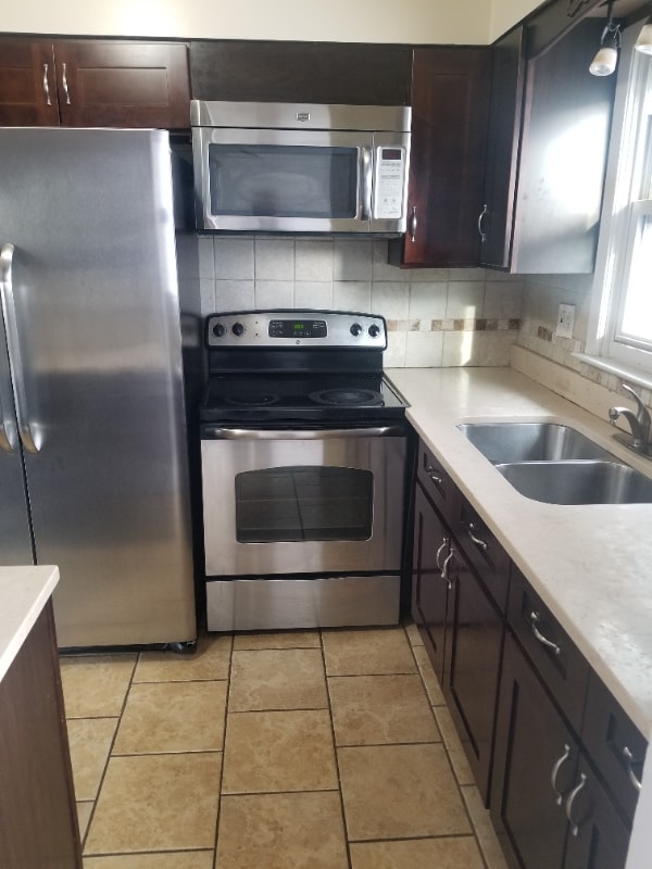 Photo - 4545 Park Ave Apartment