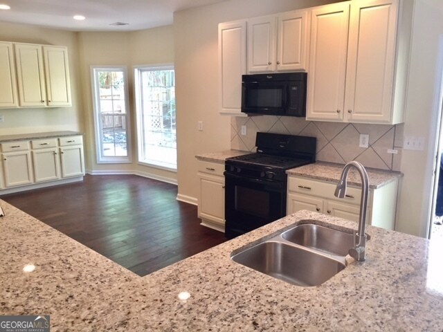 Building Photo - 390 Virginia Highlands
