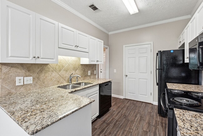 Building Photo - Steeple Crest Apartment Homes