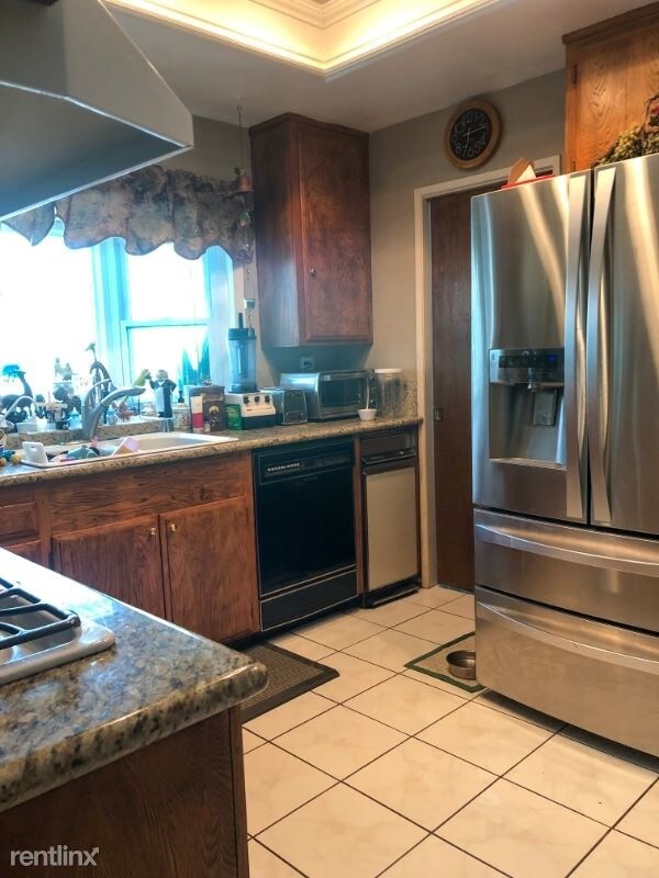 1 br, 1 bath House 15441 Los Molinos St House Rental in Hacienda