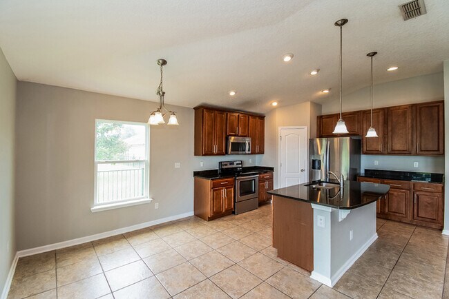 Building Photo - 15825 Tisons Blf Rd