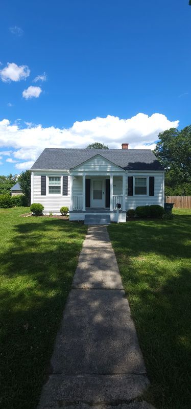 Foto principal - 1711 Betty Ln