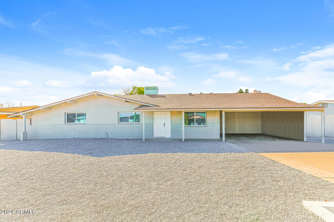 Foto del edificio - 1335 E Ellis Cir
