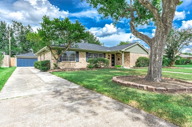 Building Photo - 6030 Warm Springs Rd