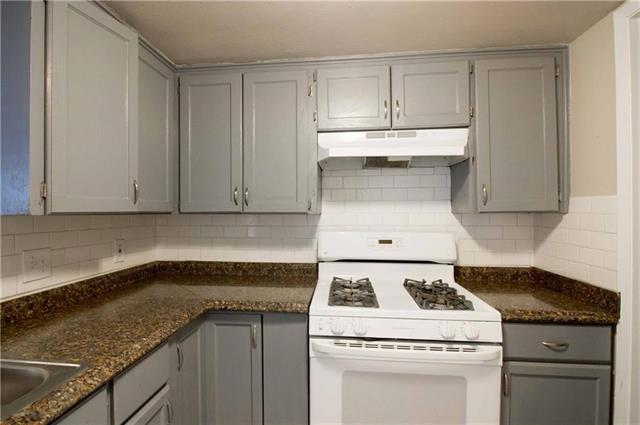 Building Photo - 1911 Hearthstone Dr