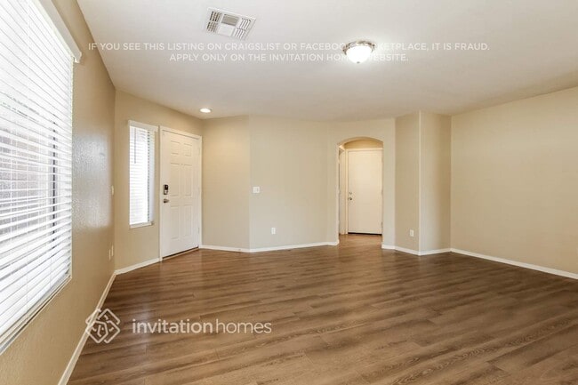 Foto del edificio - 16584 N 162nd Ln