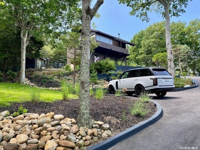 Foto del edificio - 67 Oyster Shores Rd