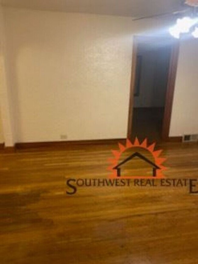 Building Photo - 2 Bed 2 Bath in Texico