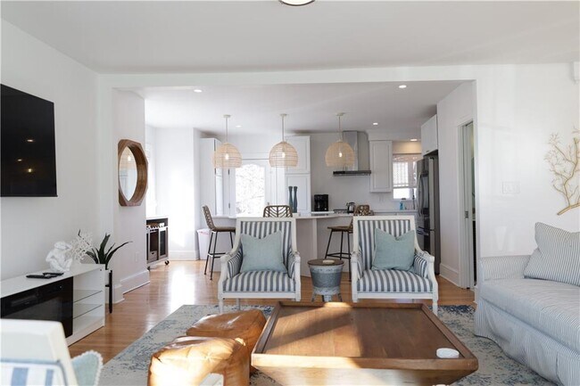 Building Photo - 299 Prospect Ave