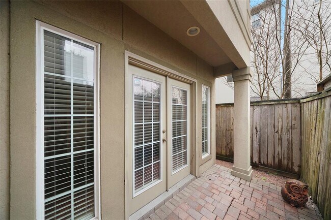 Foto del edificio - 1310 Birdsall St