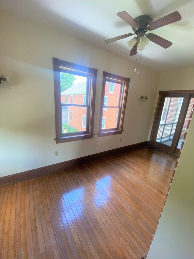 Foto del edificio - 2115 Marietta Ave