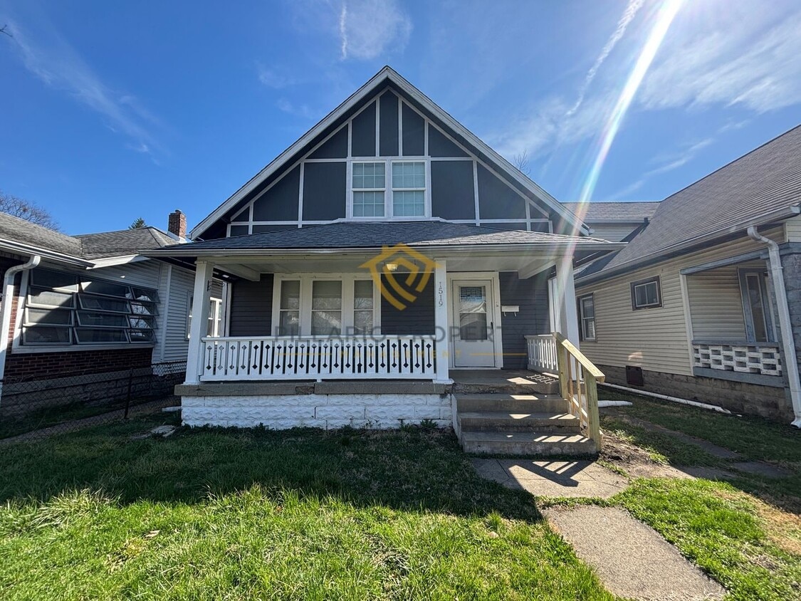 Beautifully Updated, 2-Bedroom, 1.5-Bathroom Located in Brookside Park, Available NOW! - Beautifully Updated, 2-Bedroom, 1.5-Bathroom Located in Brookside Park, Available NOW!