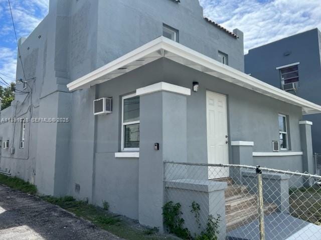 Building Photo - 922 NW 2nd St