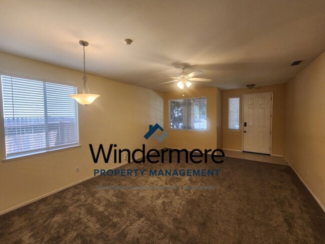 Building Photo - Rancho Cordova 3 Bedroom Home- Available Now!